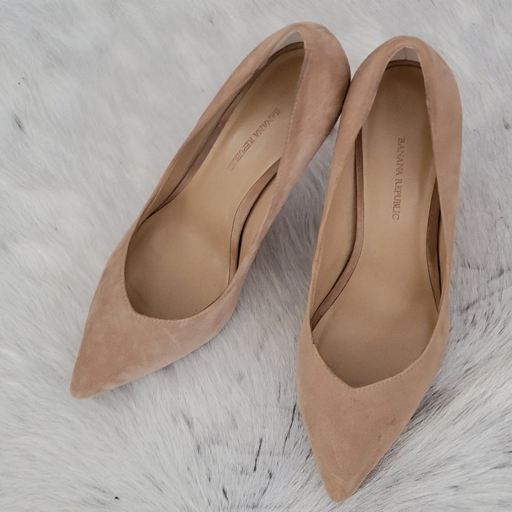 Banana Republic Suede Heels